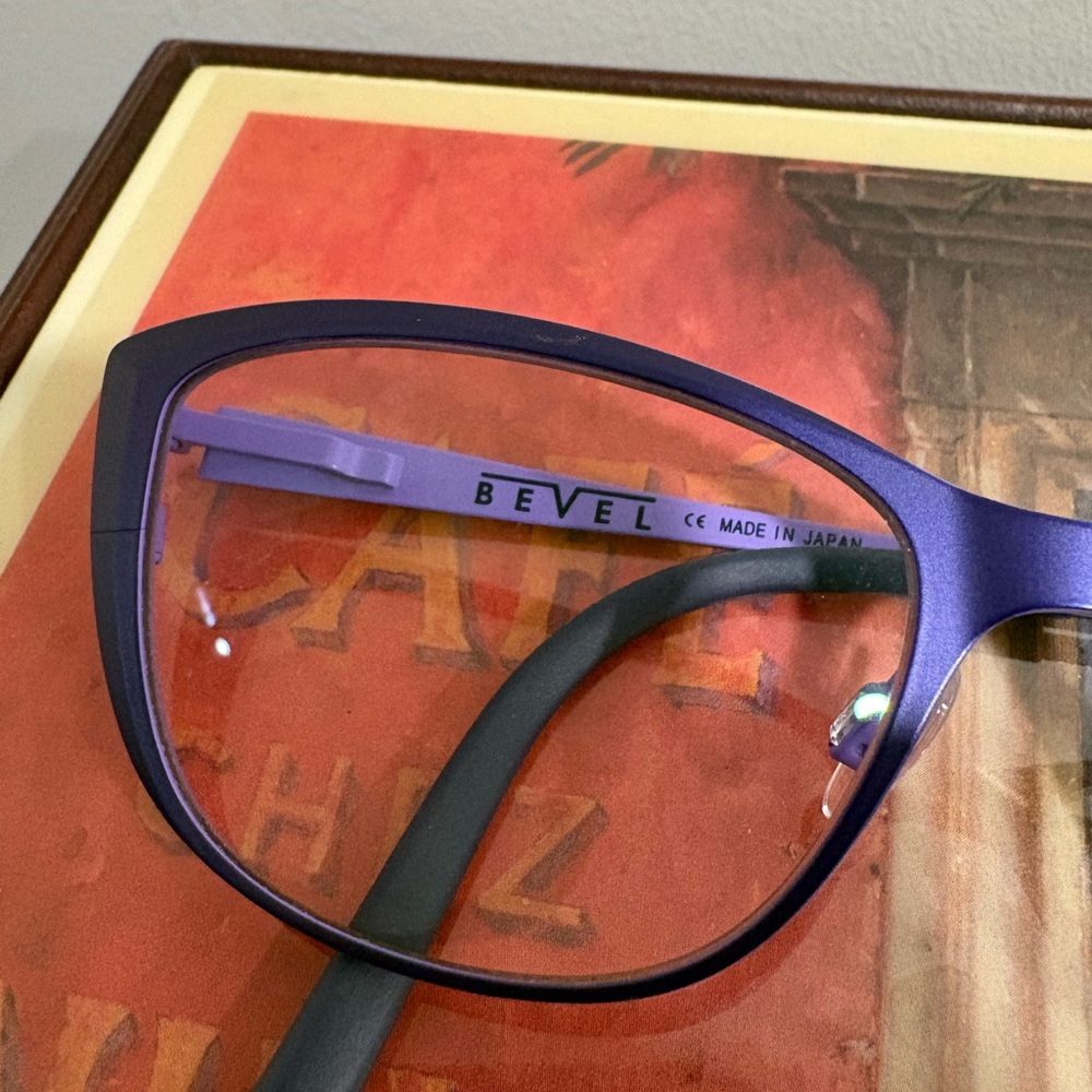 Bevel Purple Cat-Eye Eyeglass Frames women’s made in Japan - Picture 2 of 7